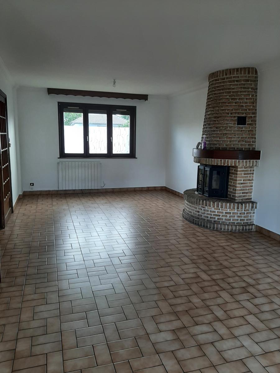 maison-de-plain-pied-3-chambres-jardin-et-garage-3-6ad897ffc69a5.jpg